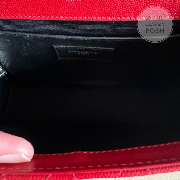 EUC Saint Laurent YSL Triquilt Medium Envelope Flap Pebbled Silver HW - Picture 8 of 13